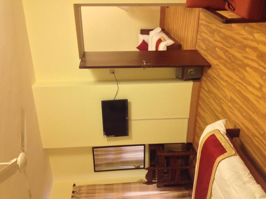 Potala Tourist Home 카트만두 외부 사진